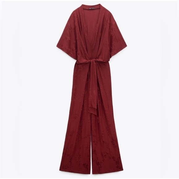 Zara SHORT SLEEVE JUMPSUIT WITH SURPLICE V-NECKLINE. TIED BELT. - Picture 7 of 7
